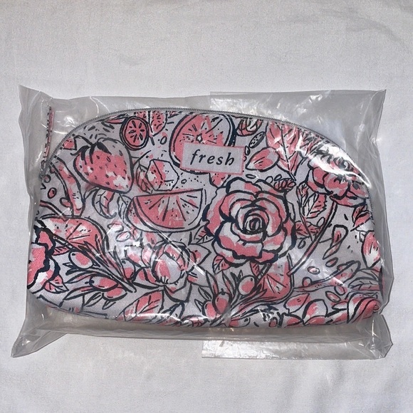 New Fresh Makeup Pouch Cosmetics Bag Makeup Bag - Picture 5 of 11